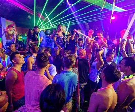 incontri gay ge|Lux Club